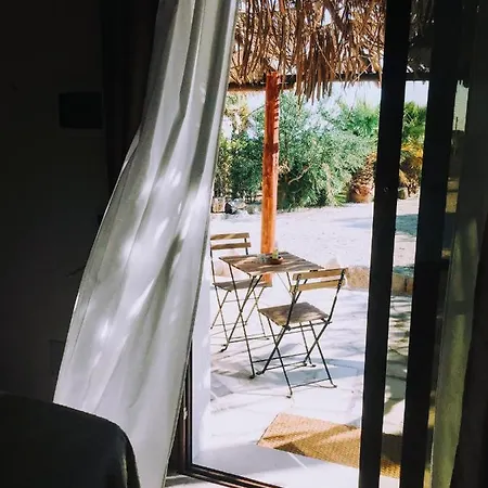 Makuti Bed & Breakfast *