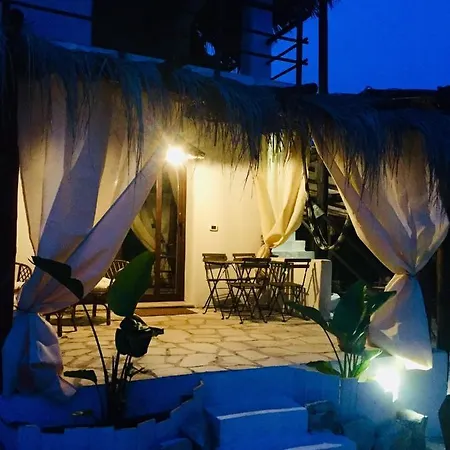 Bed & Breakfast Makuti *